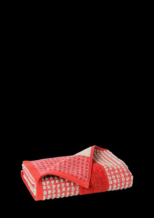 JUNA Check Håndkle 50 x 100 cm rød/sand – Handle hos oss