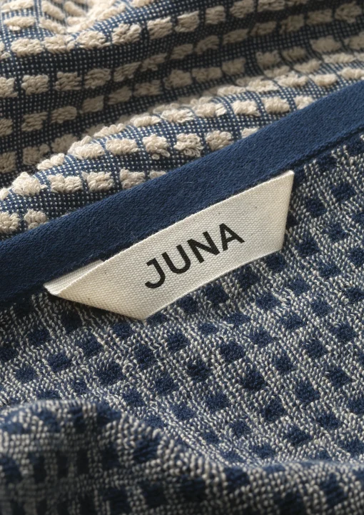 JUNA Check Håndkle 70x140 cm mørk blå/sand