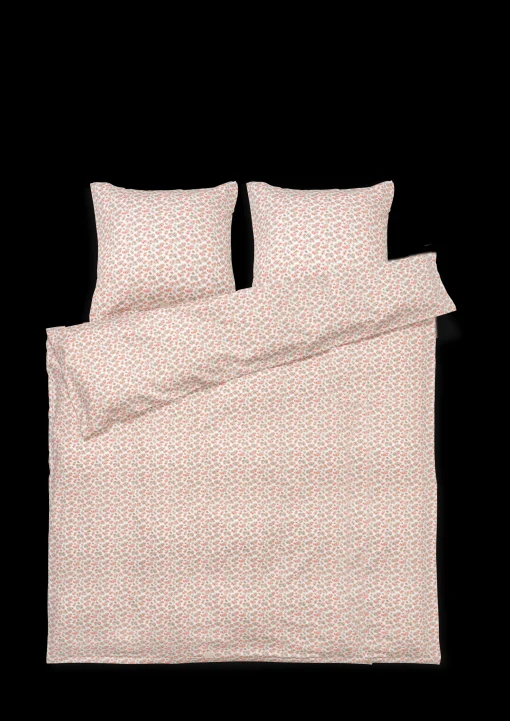 JUNA Pleasantly Sengetøy 220x220 cm hvit/rosa SE