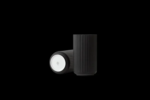 Lyngby Porcelæn Lyngby Vase H31 sort porselen